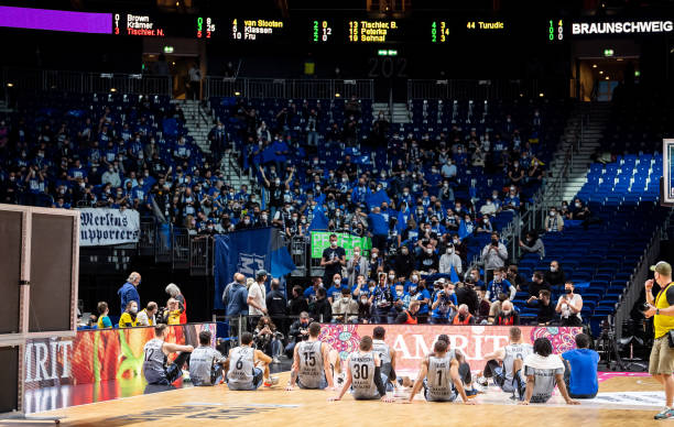 成绩便出现 成绩便出现